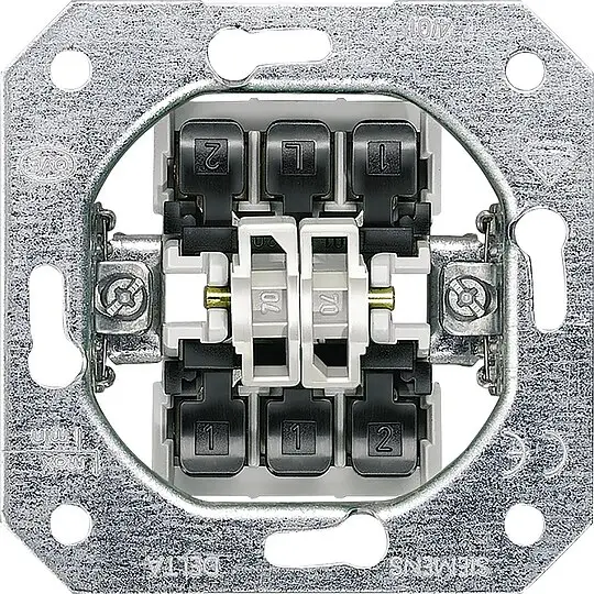 Doppelwechselschalter Siemens 5TA2118 Abverkauf