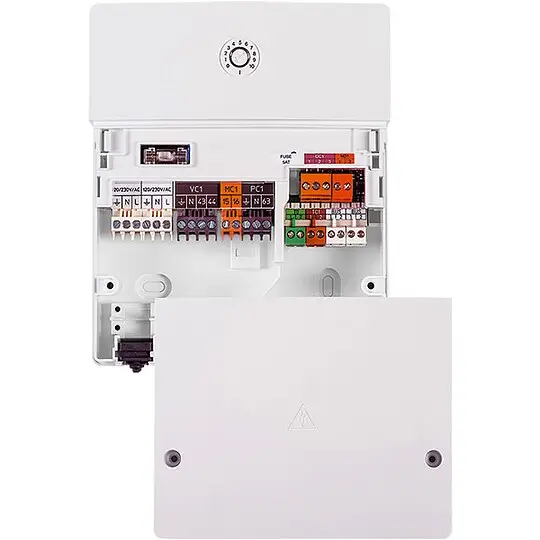 Aktuell BOSCH Reglermodul MP 100, für Schwimmbad, nur für Wärmepumpen - 151 x 184 x 61 mm - 7738110128